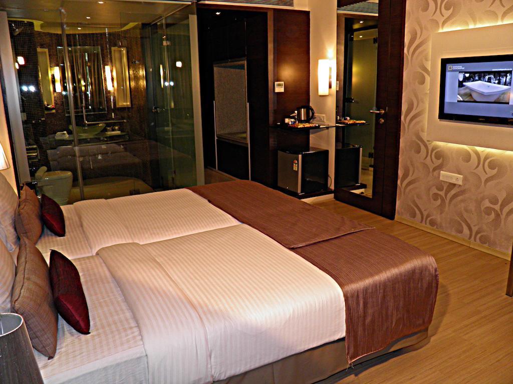 Sentosa Resorts&Water Park Chinchvad Habitación foto
